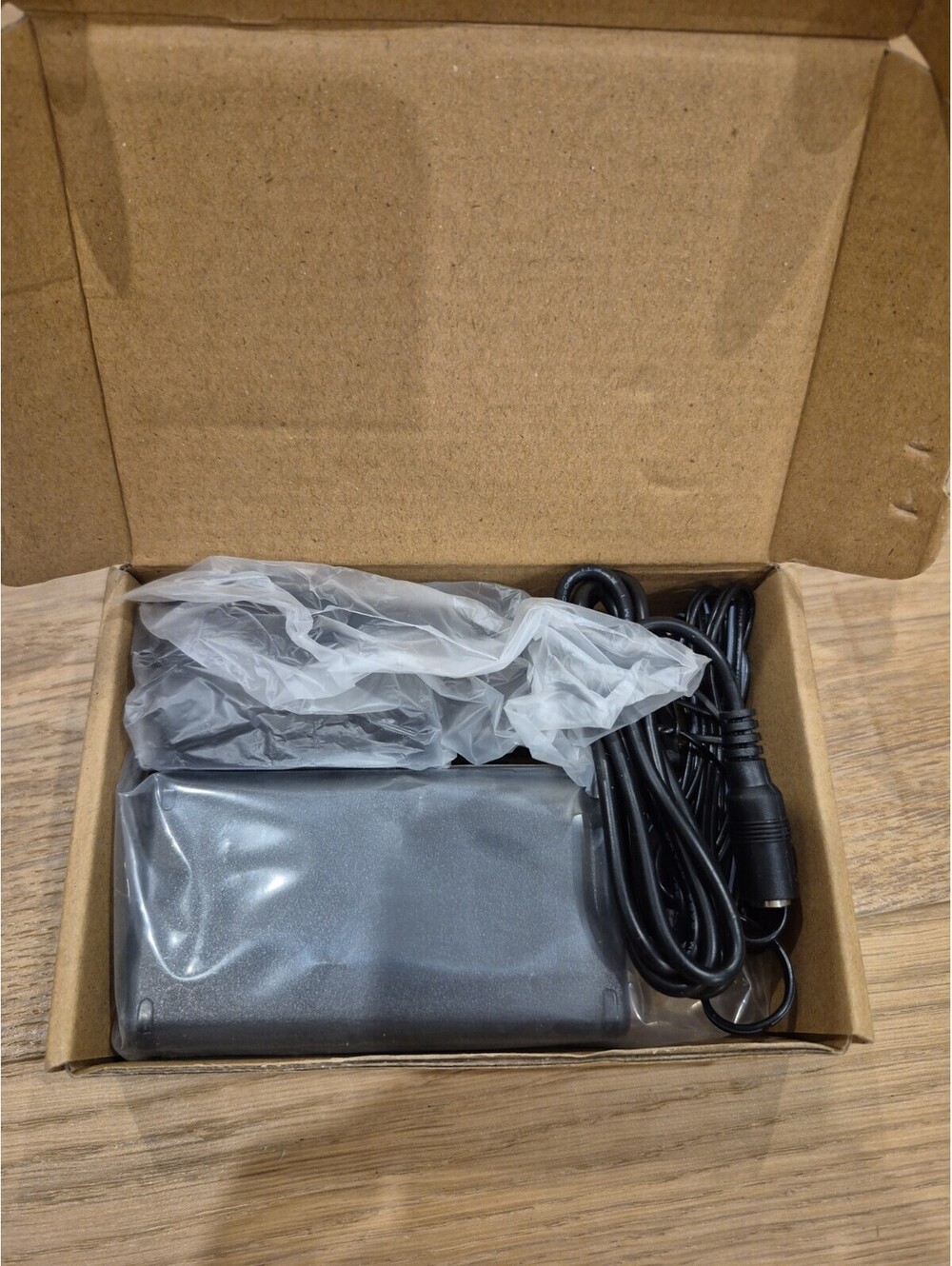 LP-E6P Dummy Battery ACK-E6 AC Power Adapter DC Coupler Kit for CANON EOS R5 II